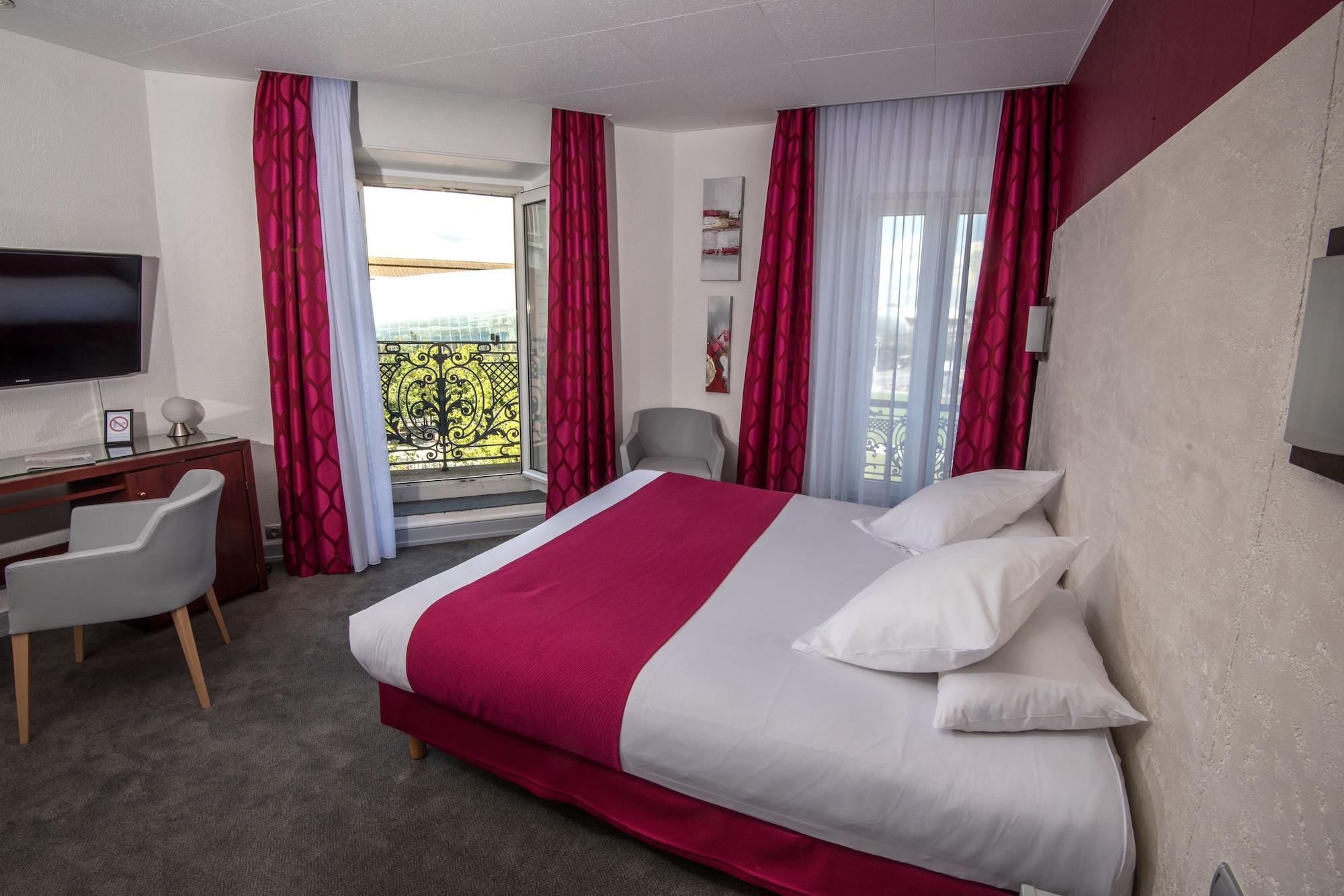 Le Bristol Gare 3*