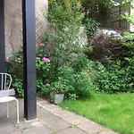 Villa Schiller, 2 studios côté jardin - quartier Orangerie