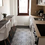 Nod Off In Neudorf! Cozy 2 Beds Near The Tram