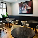 James Residence & Spa