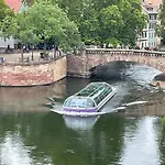 Cosy & Quiet Flat In Historical Lively Center Of Strasbourg