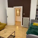 Grand Appartement Au Centre Ville