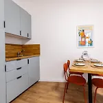 Tres Chic Studio Petite France
