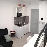 Studio A 2 Mins Du Palais De La Musiques Et Des Congres