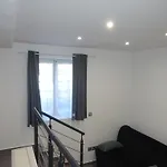Studio A 2 Mins Du Palais De La Musiques Et Des Congres