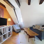 Tonneau - Hypercentre - Cathedrale - Authentique - Duplex