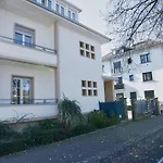 Charmant Appartement Avec Terrasse Dans Villa