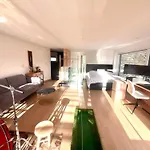 Grande Maison avec Garage
