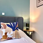 Appartement Proche Centre Avec Terrasse
