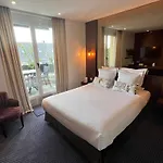 Maison Lutetia R