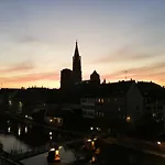 Cosy Duplex Cathedrale Au Bord De L\'Eau