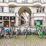 13 Rue des Drapiers