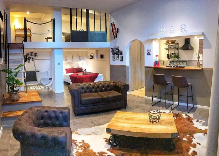 Loft Cosy original - Idéal pour séjour touristique à Strasbourg facile -- Accès hyper-centre en voiture facile -Parking Garage privé sur demande--  Best Place Strasbourg--
