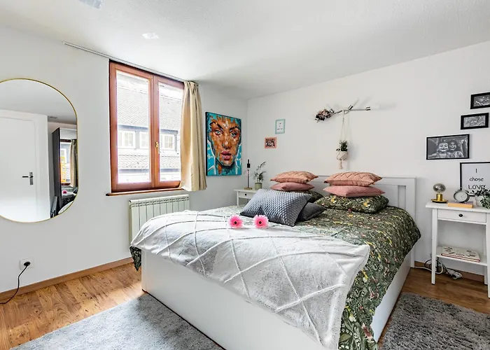 * Loft 3 Pieces/Calme, Tout Equipe @ Centre Ville