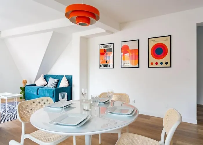 Chic Bauhaus A Petite France Evasion Et Design