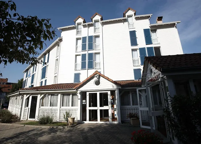 Comfort Hotel Strasbourg - Montagne Verte&Restaurant Louisiane