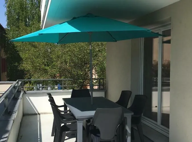 Joli 3P Avec Terrasse Et Garage Proche Centre