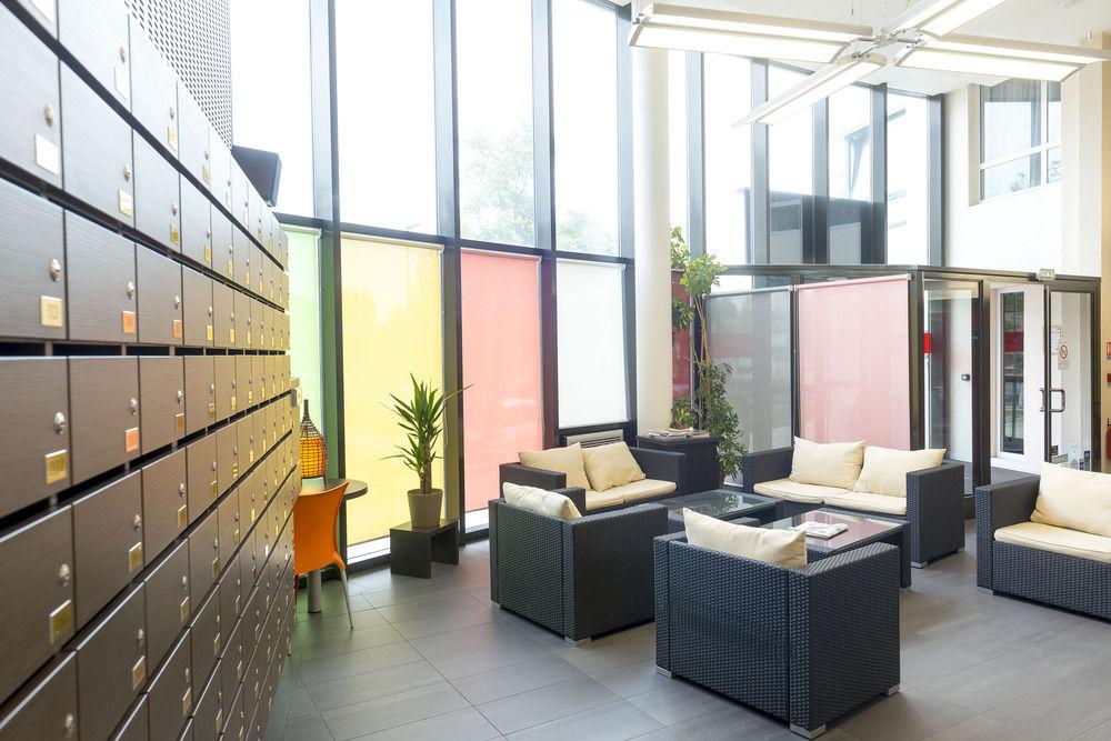 Cerise Aparthotel
