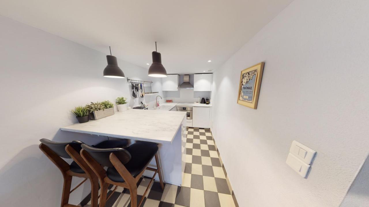 Appartement Loft Des Arcades *** - Center