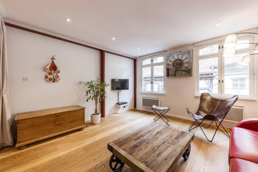 Appartement Arcade En Hyper Centre Avec Parking *