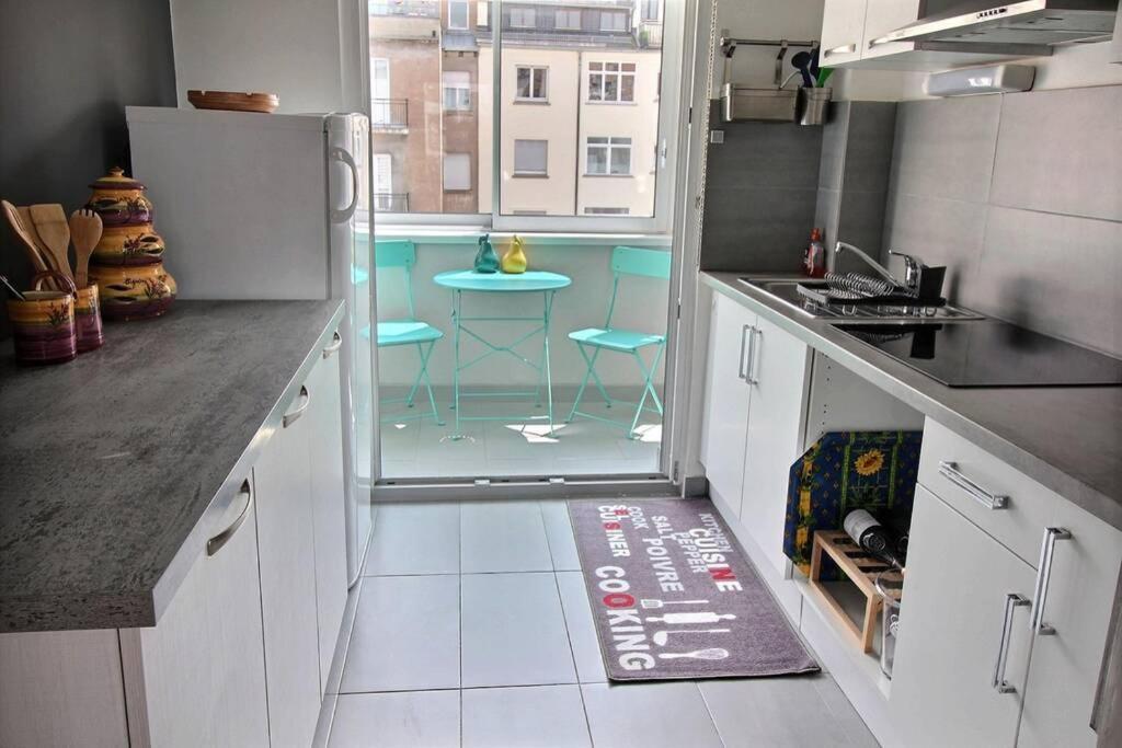 Appartement 3 Pièces En Plein Centre De