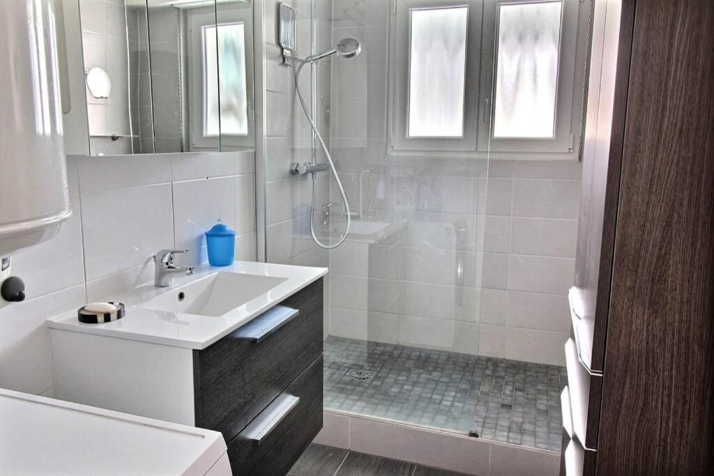 Appartement 3 Pieces En Plein Centre De *