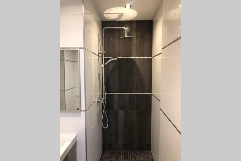 2p Centre - Homme De Fer Apartment *