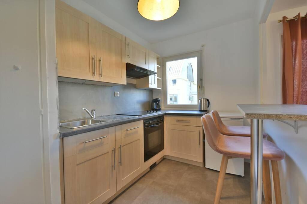 Appartement LE COSY - Neudorf Étoile avec balcon et Parking Strasbourg