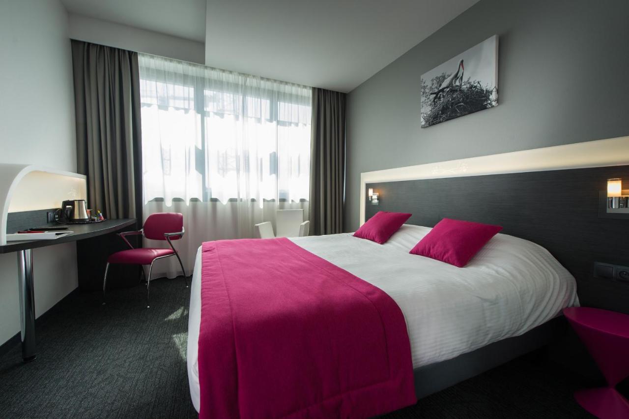 Hotel Athena