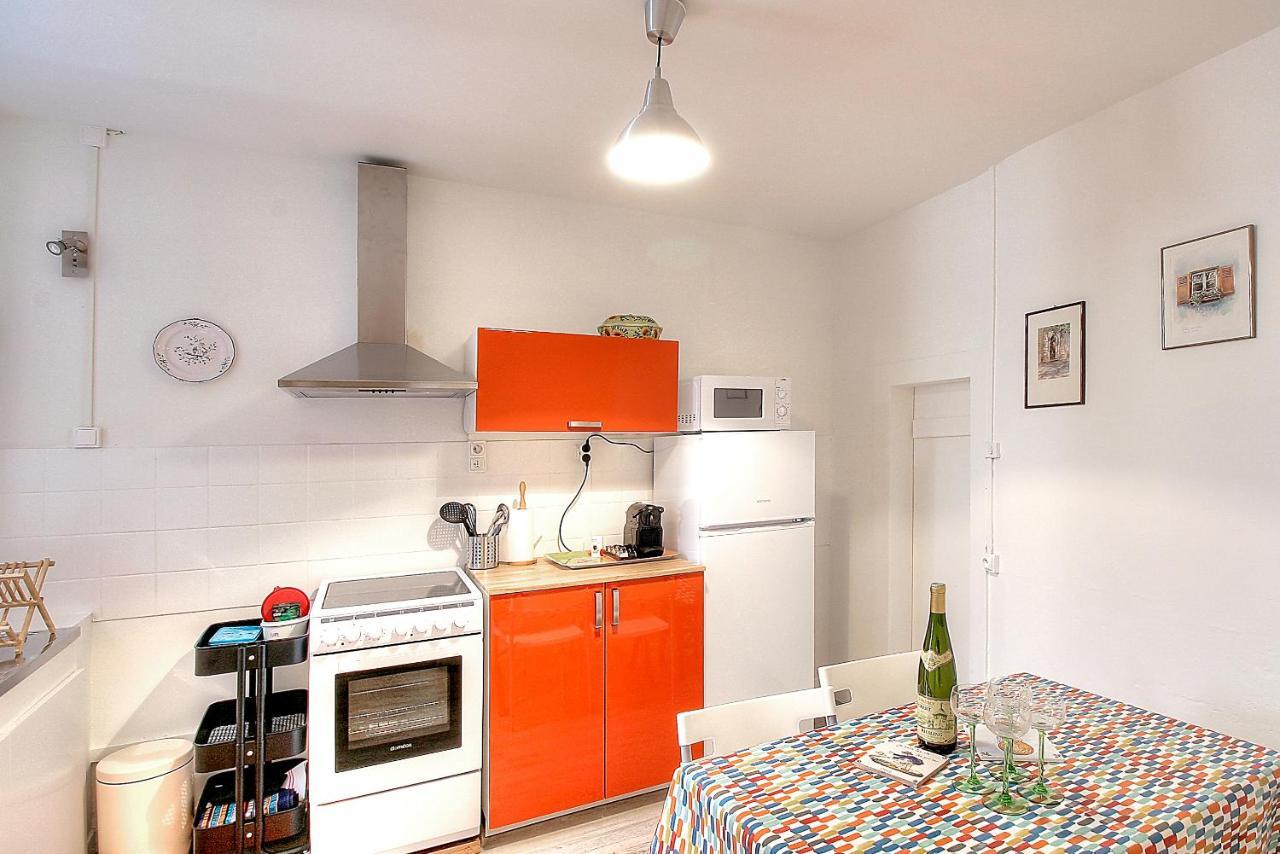 Le Bain Aux Plantes Apartment Straßburg