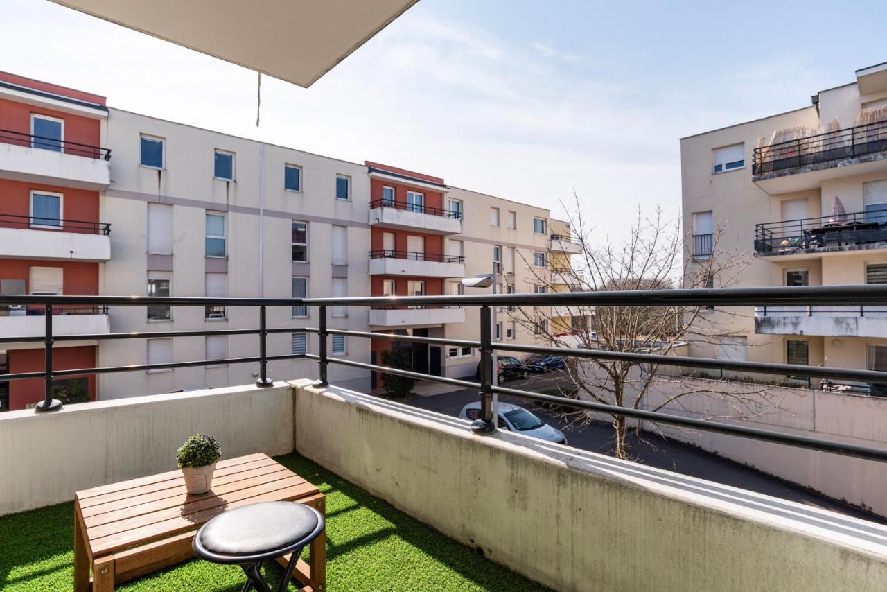 Apartment Le Zenith - Parking Prive & Wifi - 5 Min Zenith De
