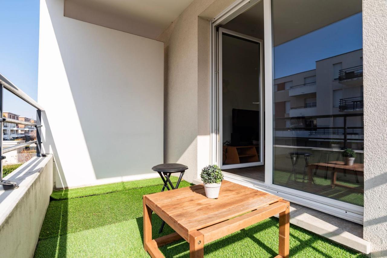 Le Zenith - Parking Prive & Wifi - 5 Min Zenith De Apartment