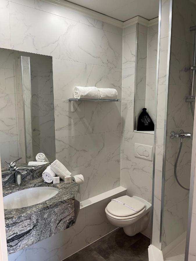 Hotel Maison Lutetia R