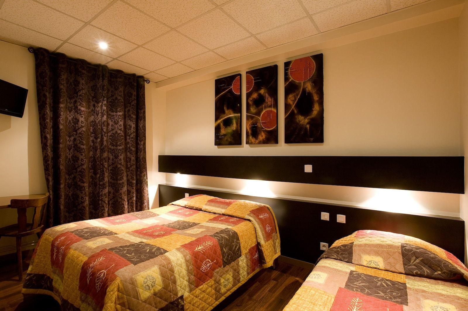 Esplanade Hotel 2*