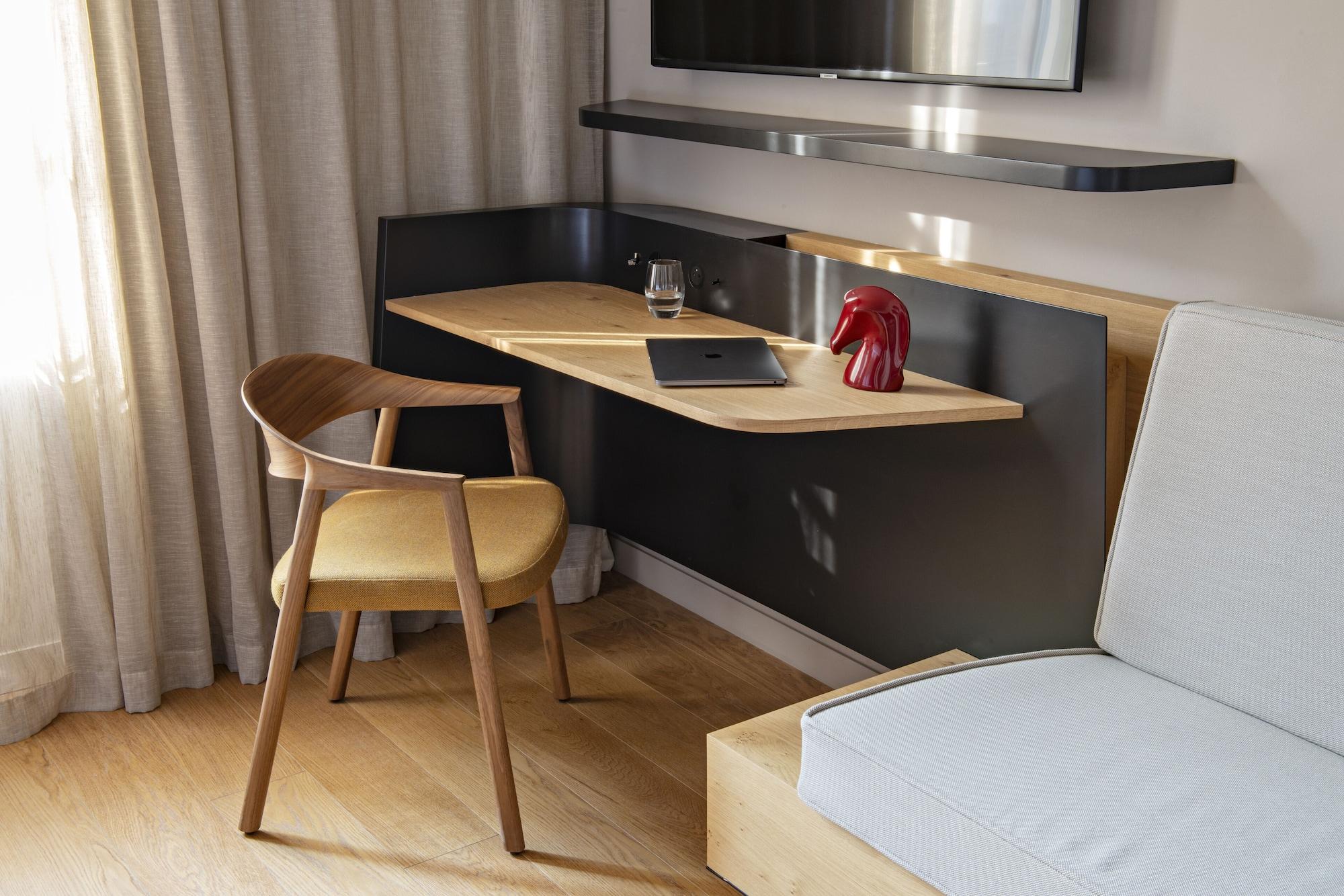 Les Haras Hotel 4*