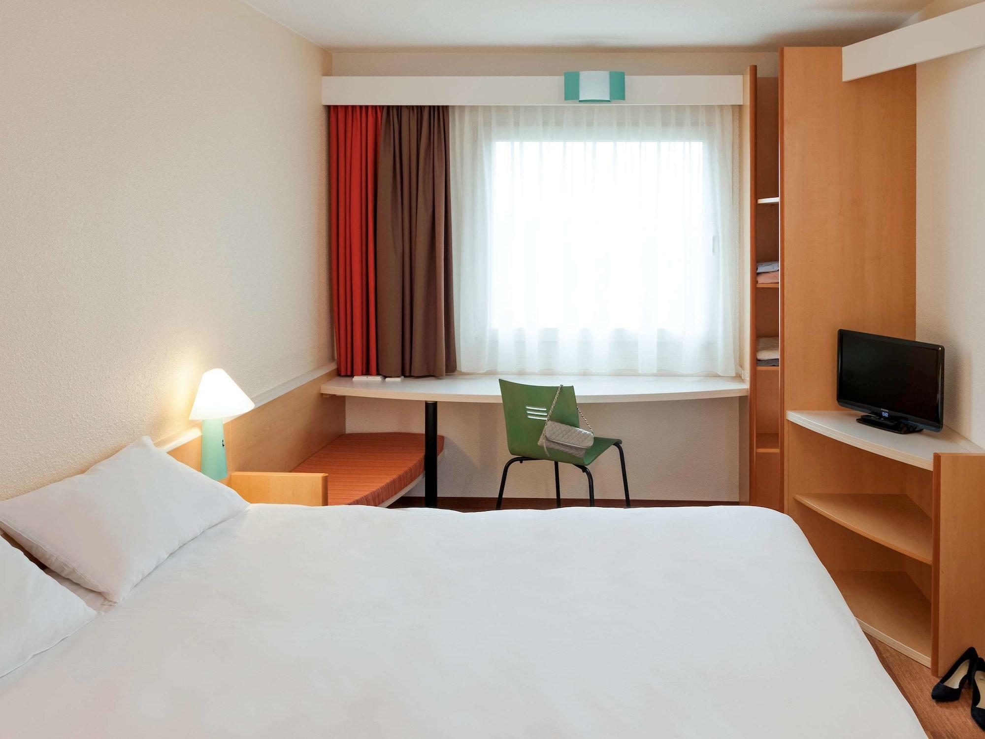 Ibis Centre Petite France Hotel