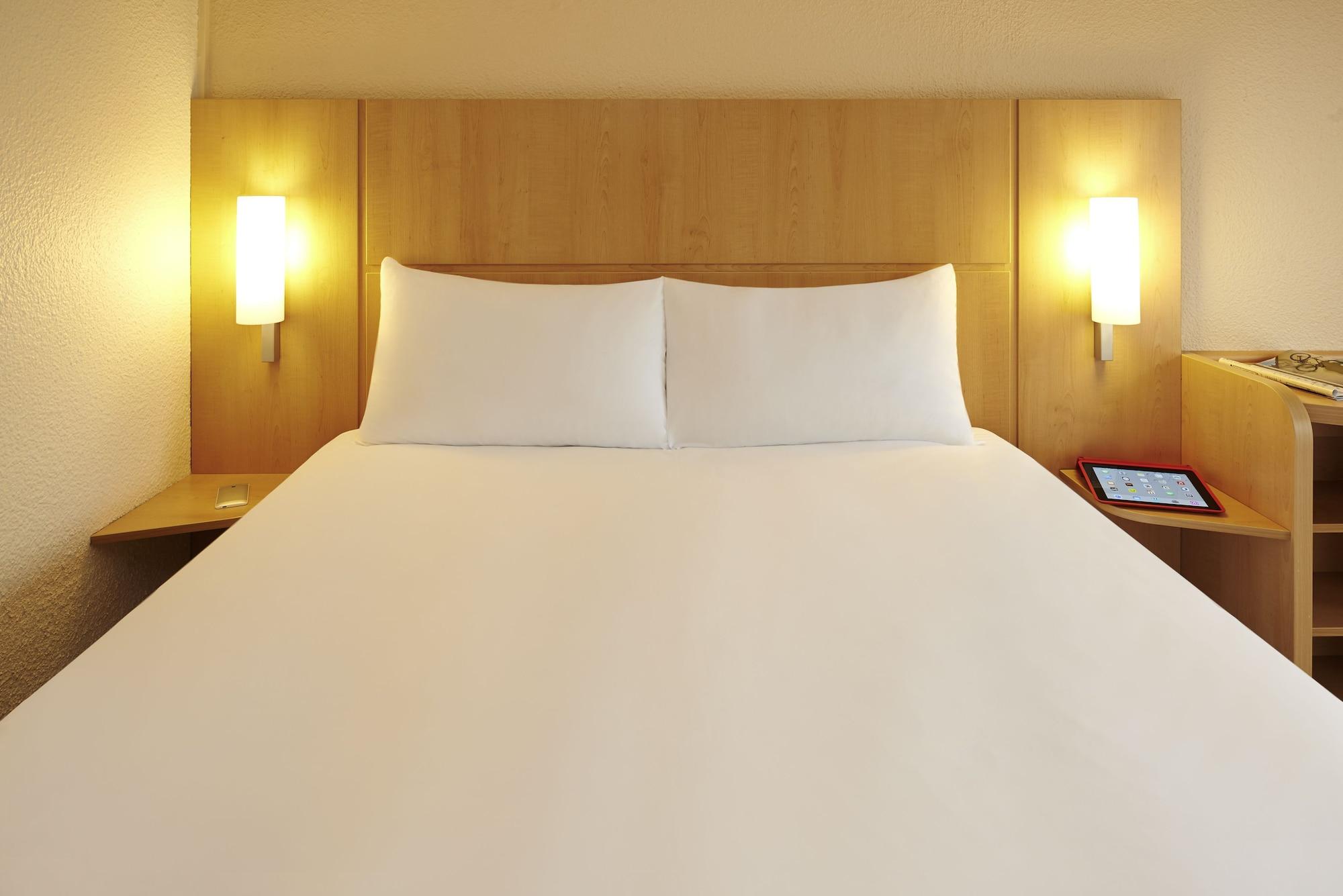 Ibis Centre Petite France Hotel 3*