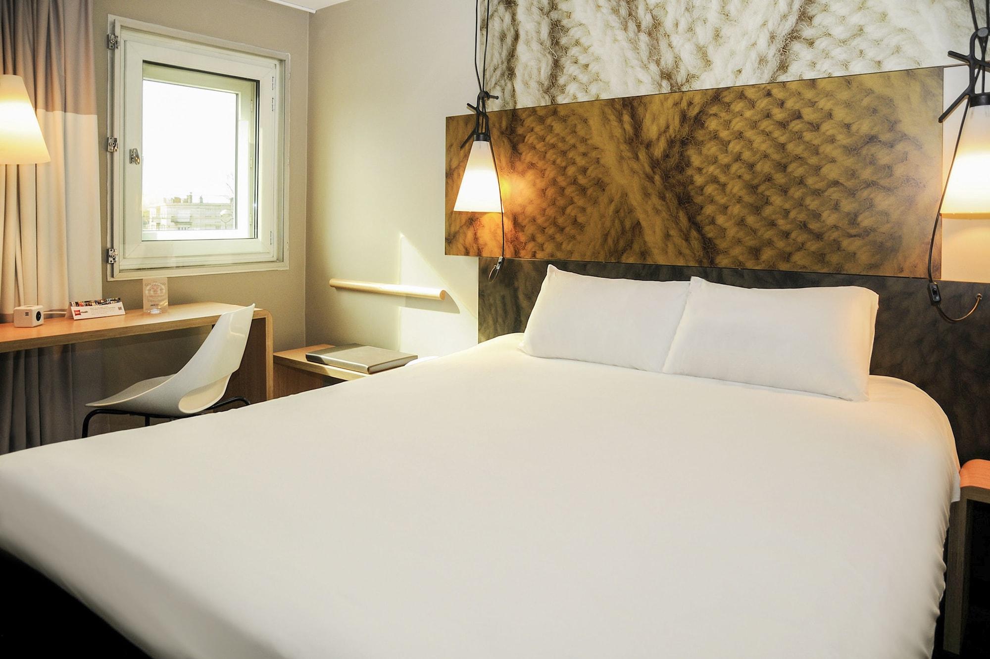 Ibis Centre Petite France Hotel 3*