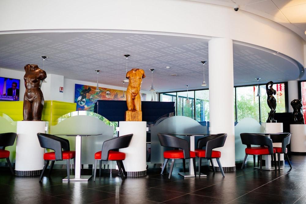 Restaurant Athena Hotel 4*