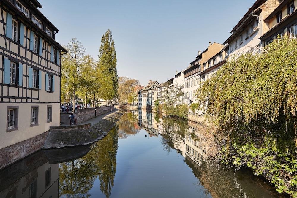 Pavillon Regent Petite France 5*