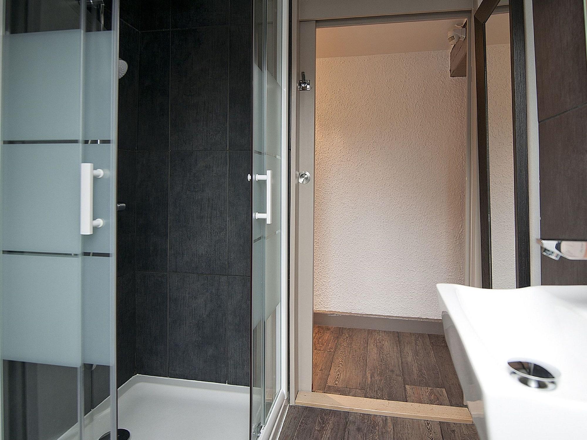 Hotel Le Grillon 3*
