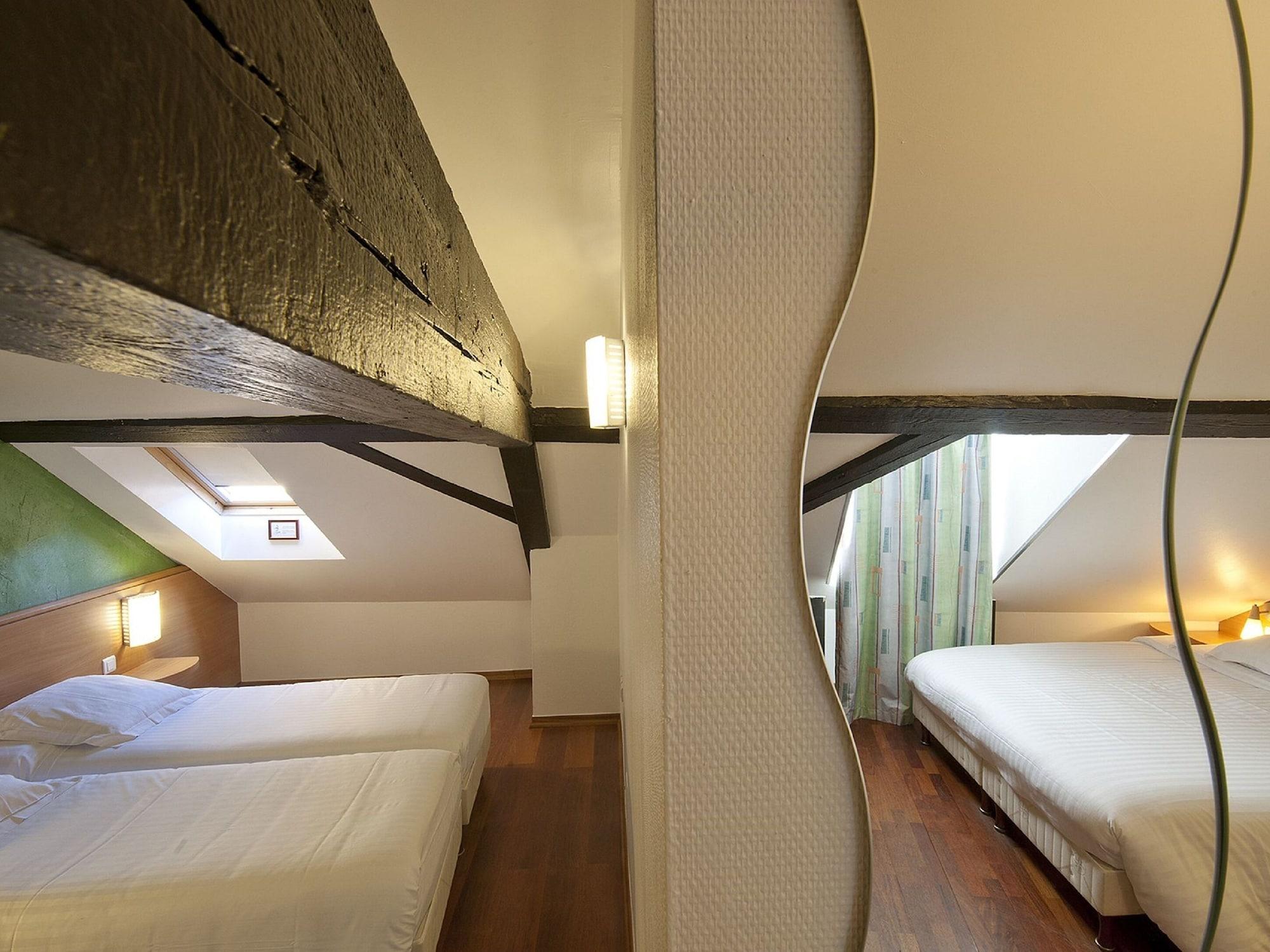 Le Grillon Hotel 3*