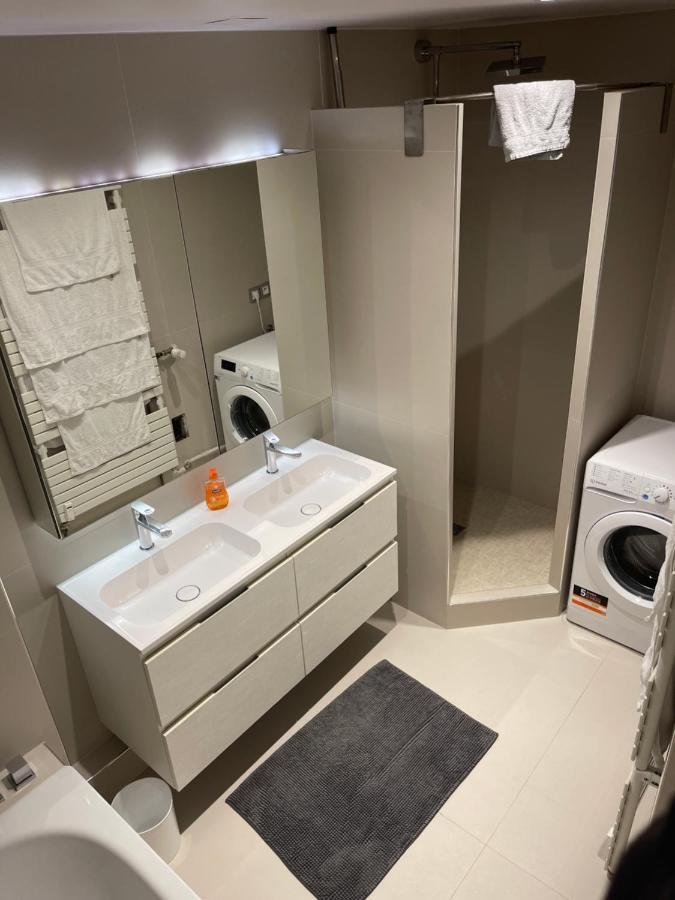 Superbe Avec Place De Parking Gratuit Apartment