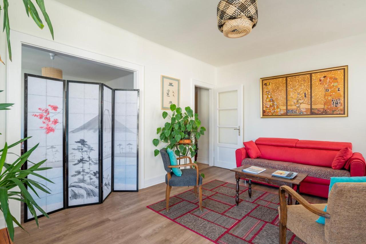 Appartement Centre - Quartier Gare&petite France Au 52 *