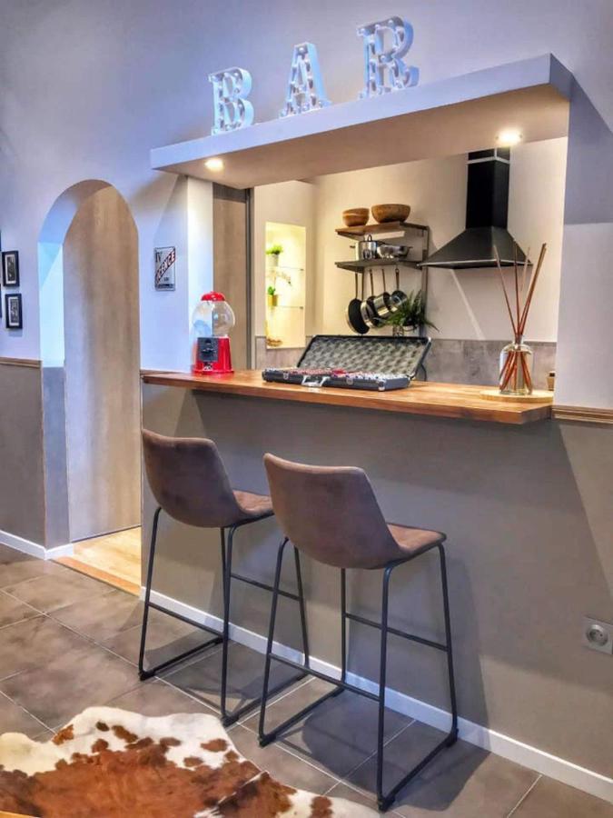 Loft Cosy Original - Idéal Pour Touristique à Facile -- Accès Hyper-centre En Voiture Facile -parking Garage Privé Sur Demande--  Best Place Strasbourg-- Appartement *