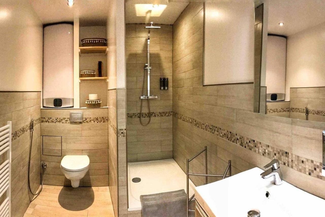 Appartement Loft Cosy Original - Ideal Pour Sejour Touristique A Facile -- Acces Hyper-centre En Voiture Facile -parking Garage Prive Sur Demande-- 