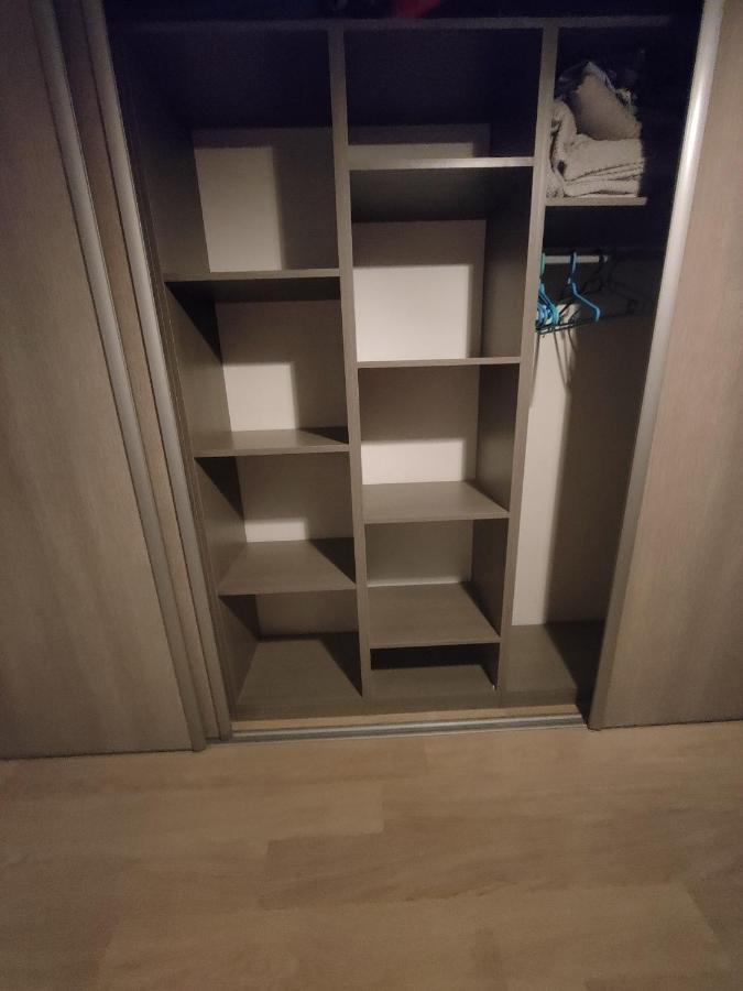 Très Grand De 76m2 à