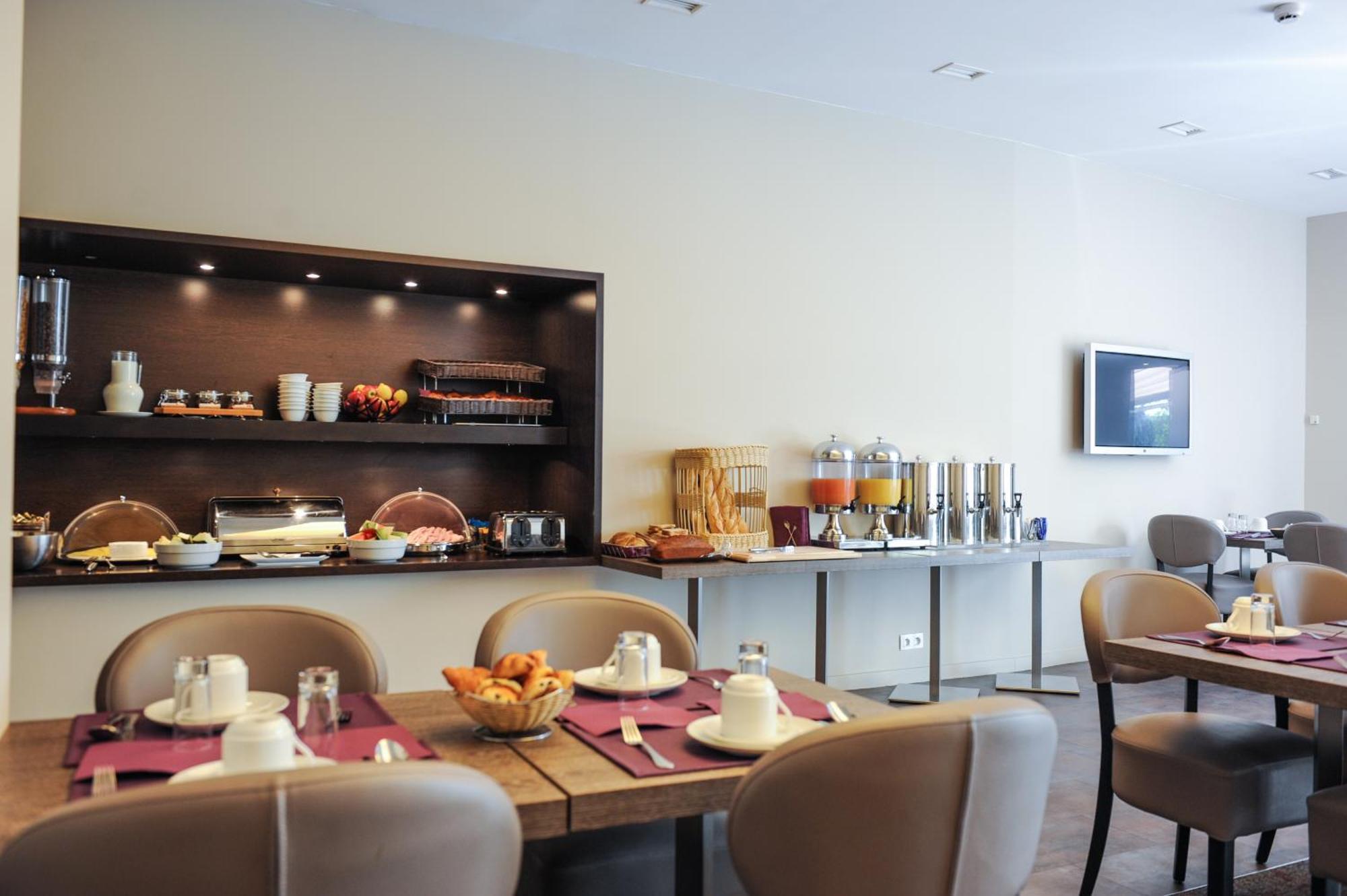 Hotel Le Grand 3*