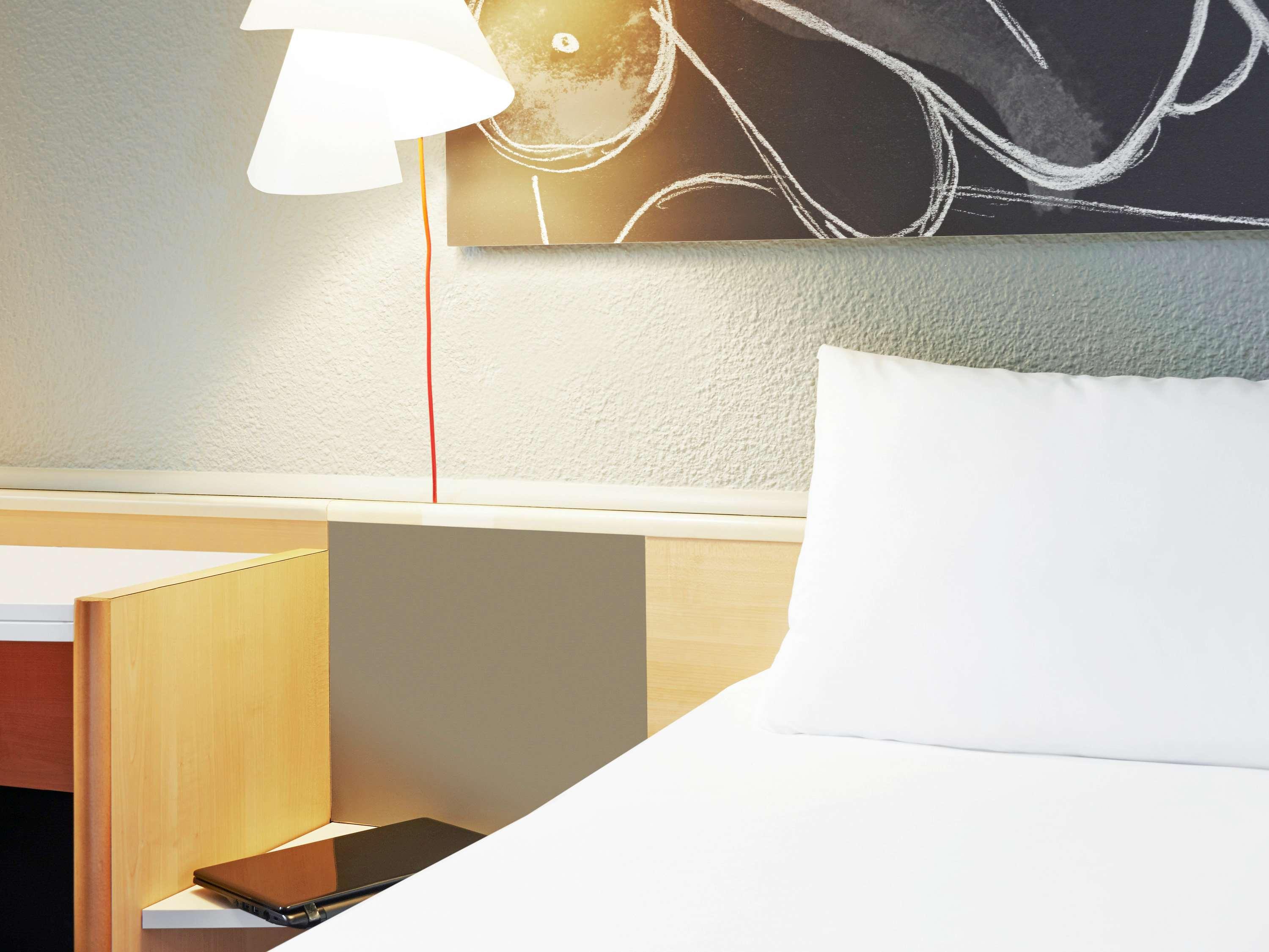 Ibis Centre Historique 3*