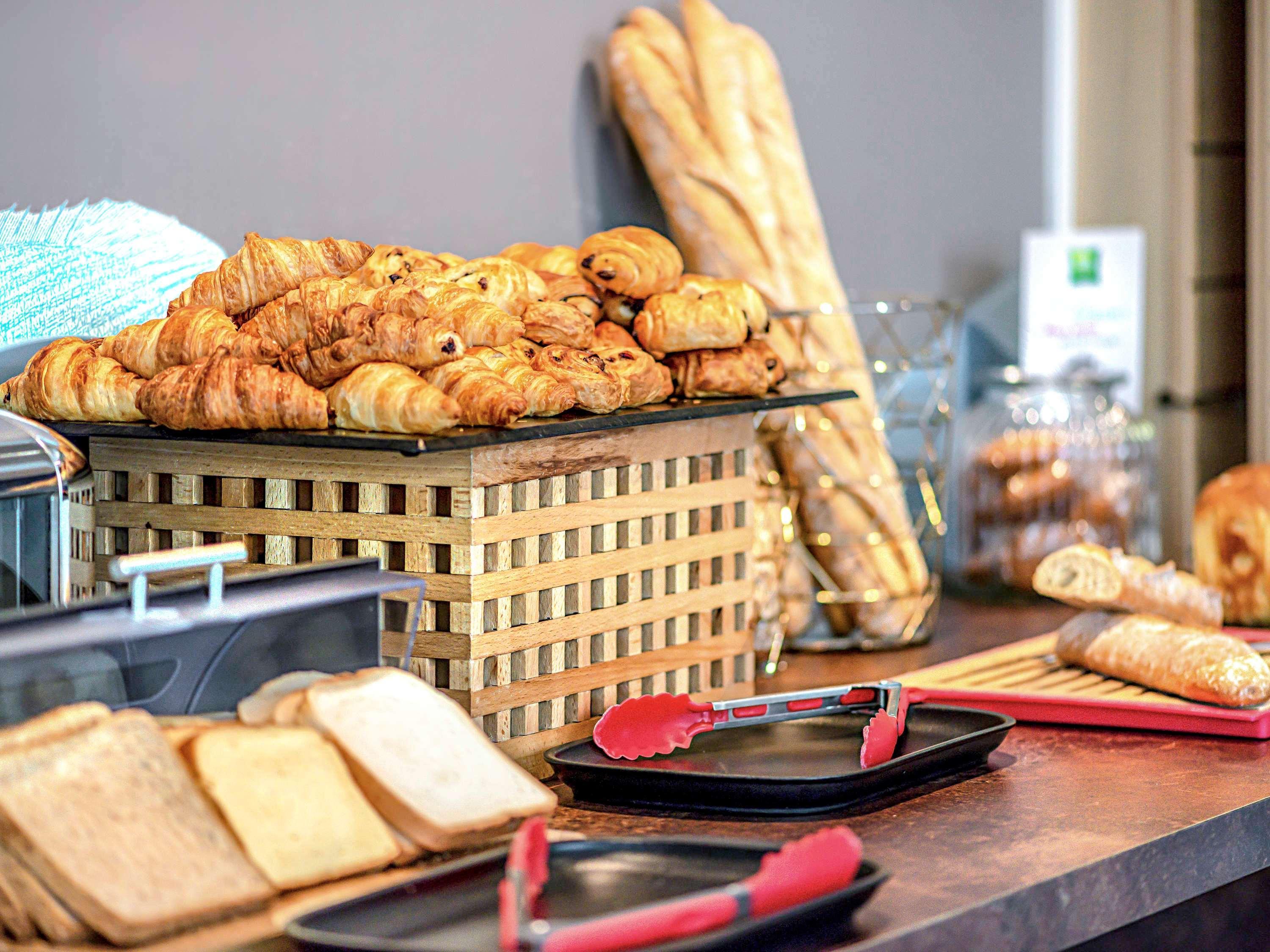 Ibis Styles Avenue Du Rhin Hotel 3*